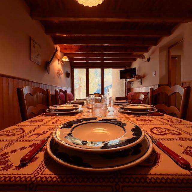 Le Nid Roudela Villa Garin Bagian luar foto